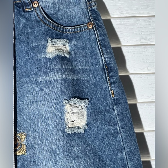 Super Cute Floral Embroidery Tamnoon Denim Skirt size 34 (us 2) Youth - Picture 11 of 15